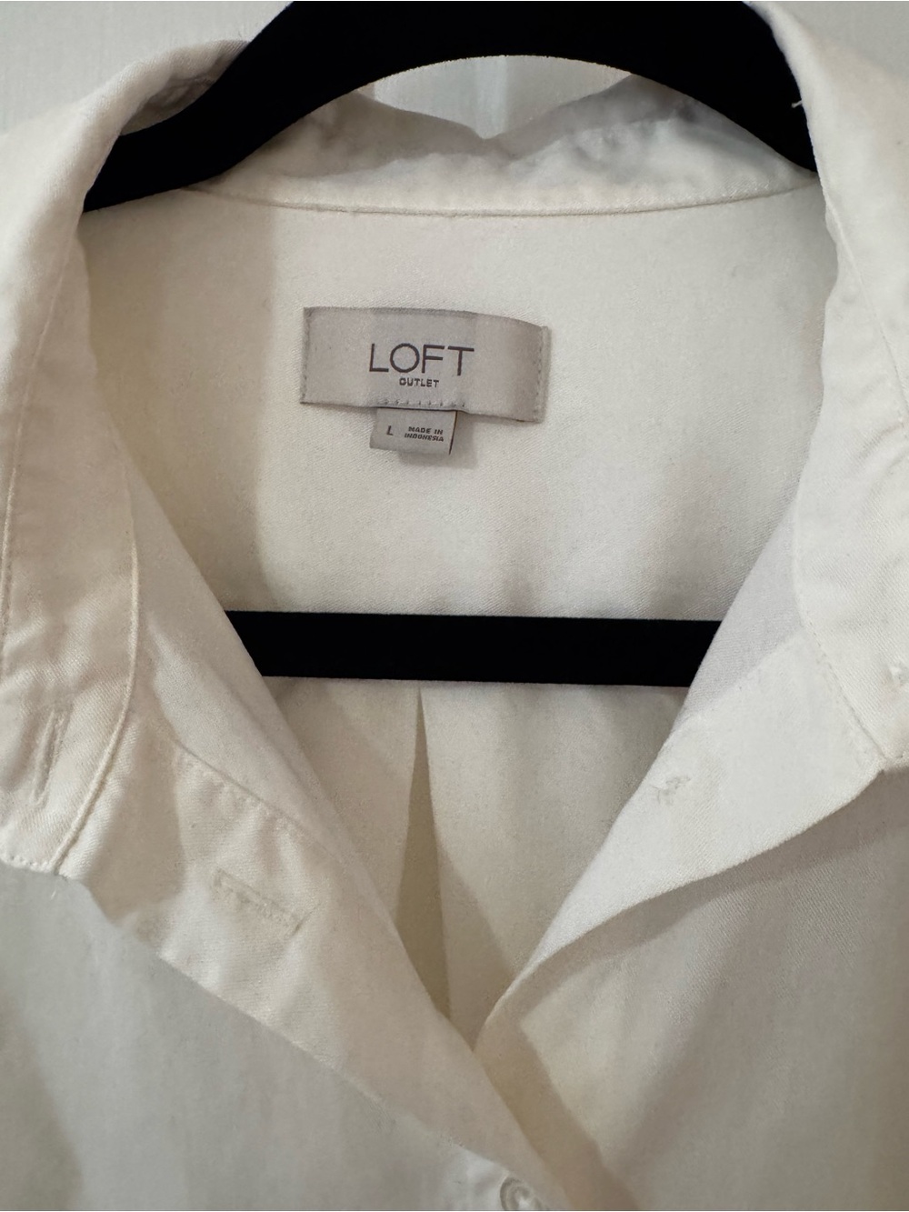LOFT Cream Button-Up Collared Shirt - Picture 4 of 4